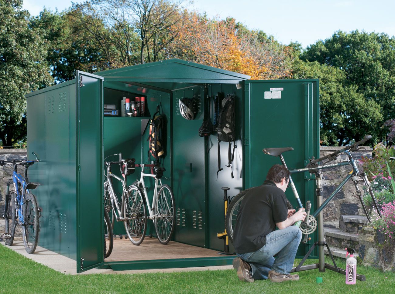 Bike Storage x 7 Police Approved