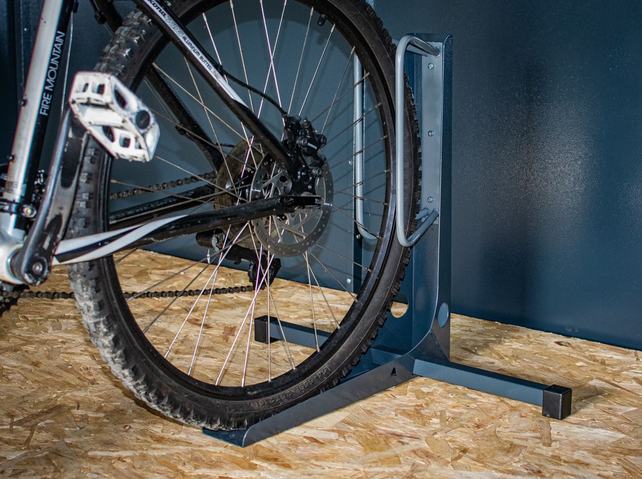 Adjustable Freestanding Single Bike Stand
