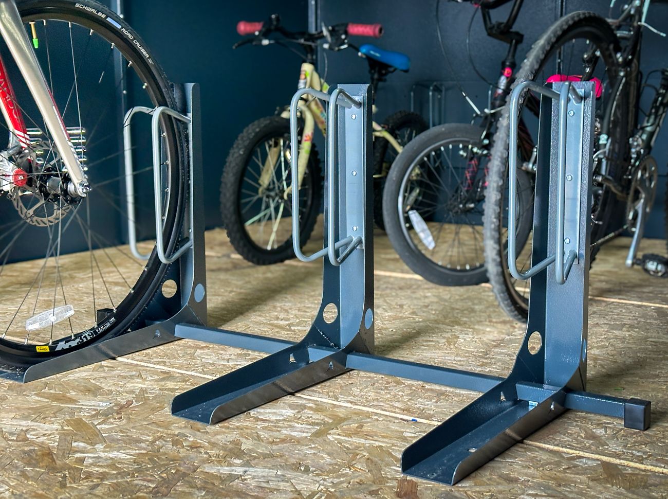 Adjustable Freestanding Triple Bike Stand